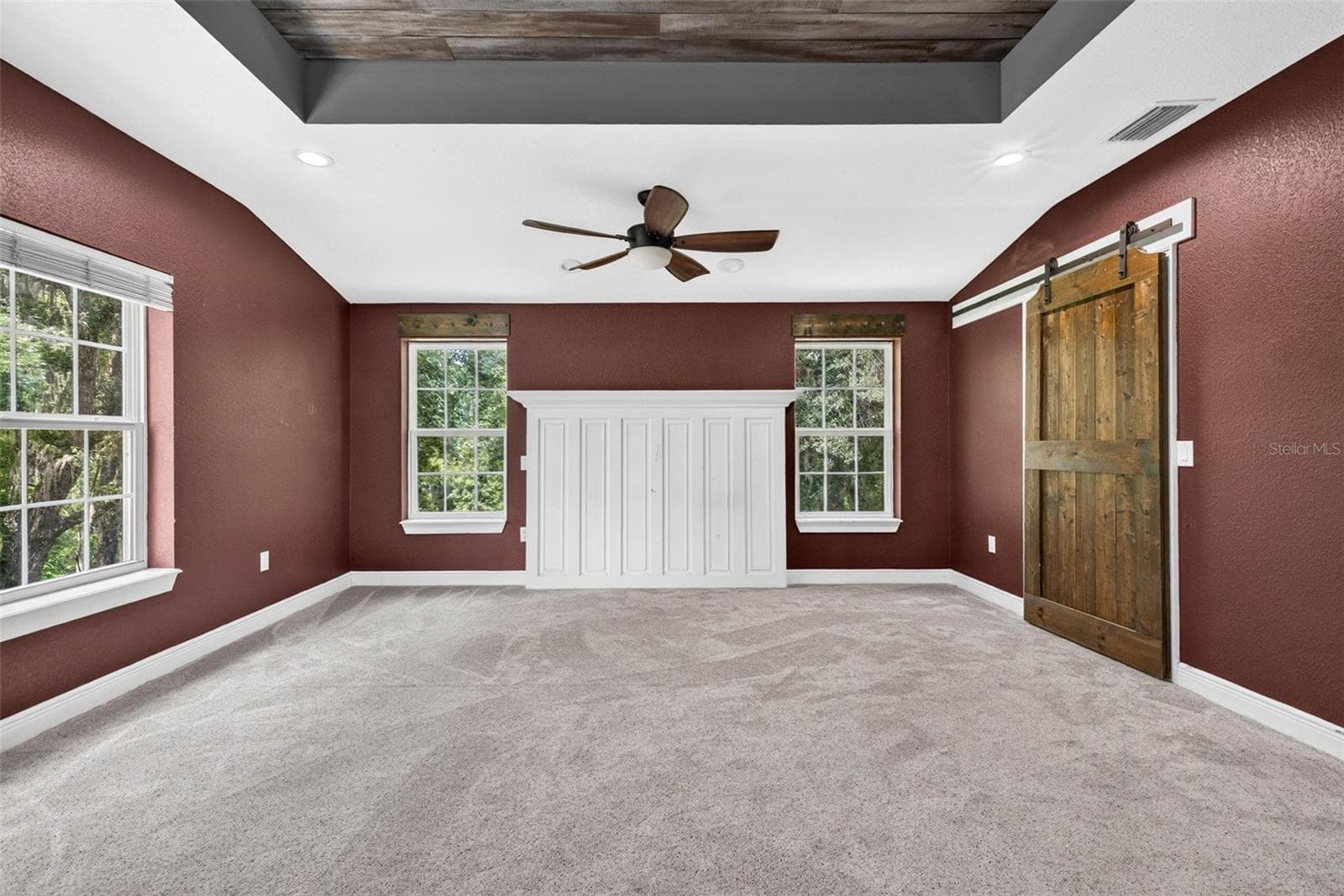 4243 NANCY CREEK BOULEVARD — photo 24 of 94
