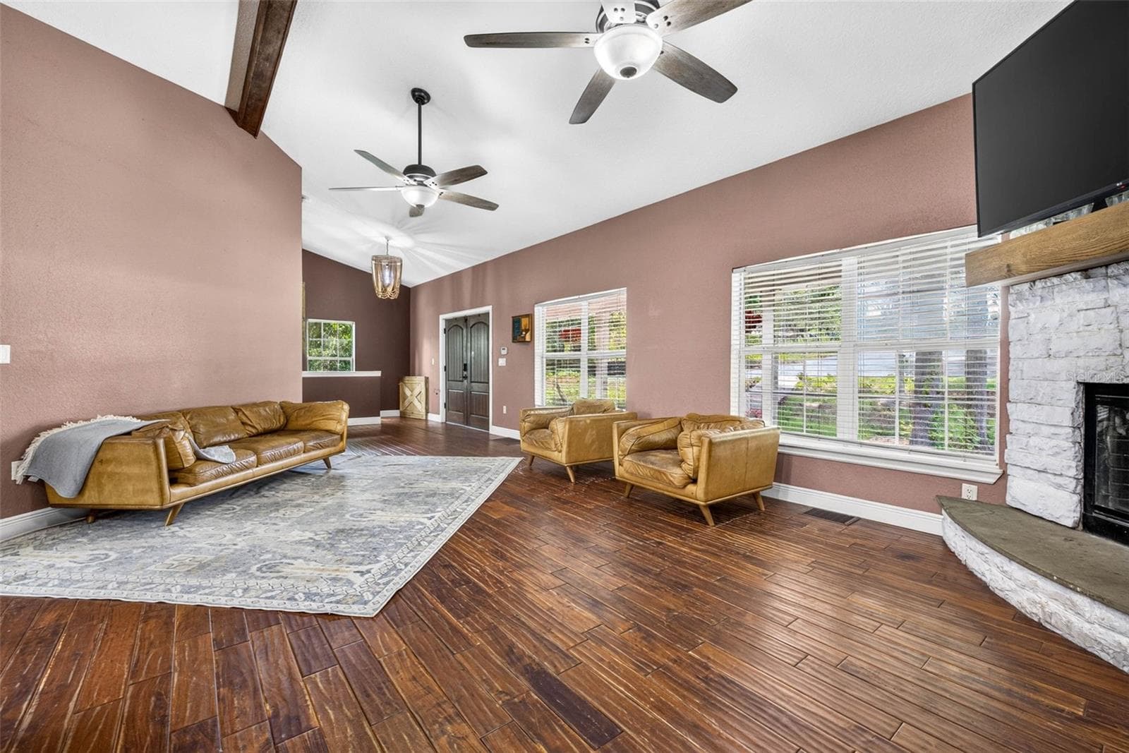 4243 NANCY CREEK BOULEVARD — photo 14 of 94