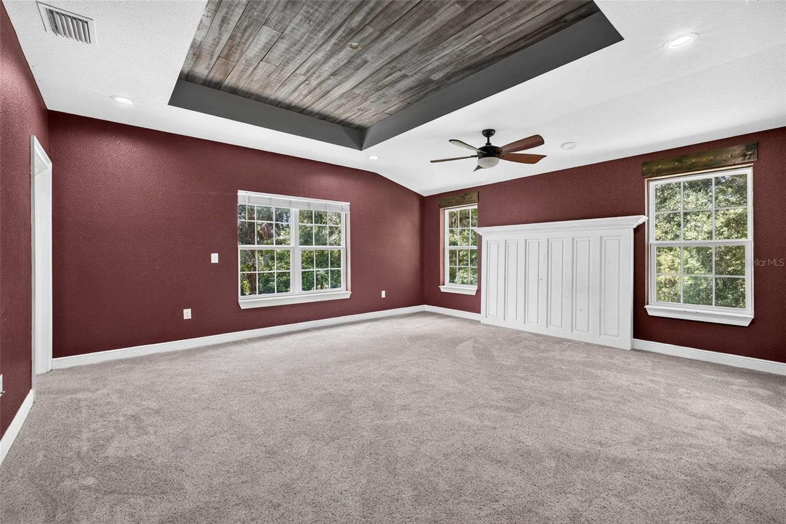 4243 NANCY CREEK BOULEVARD — photo 25 of 94