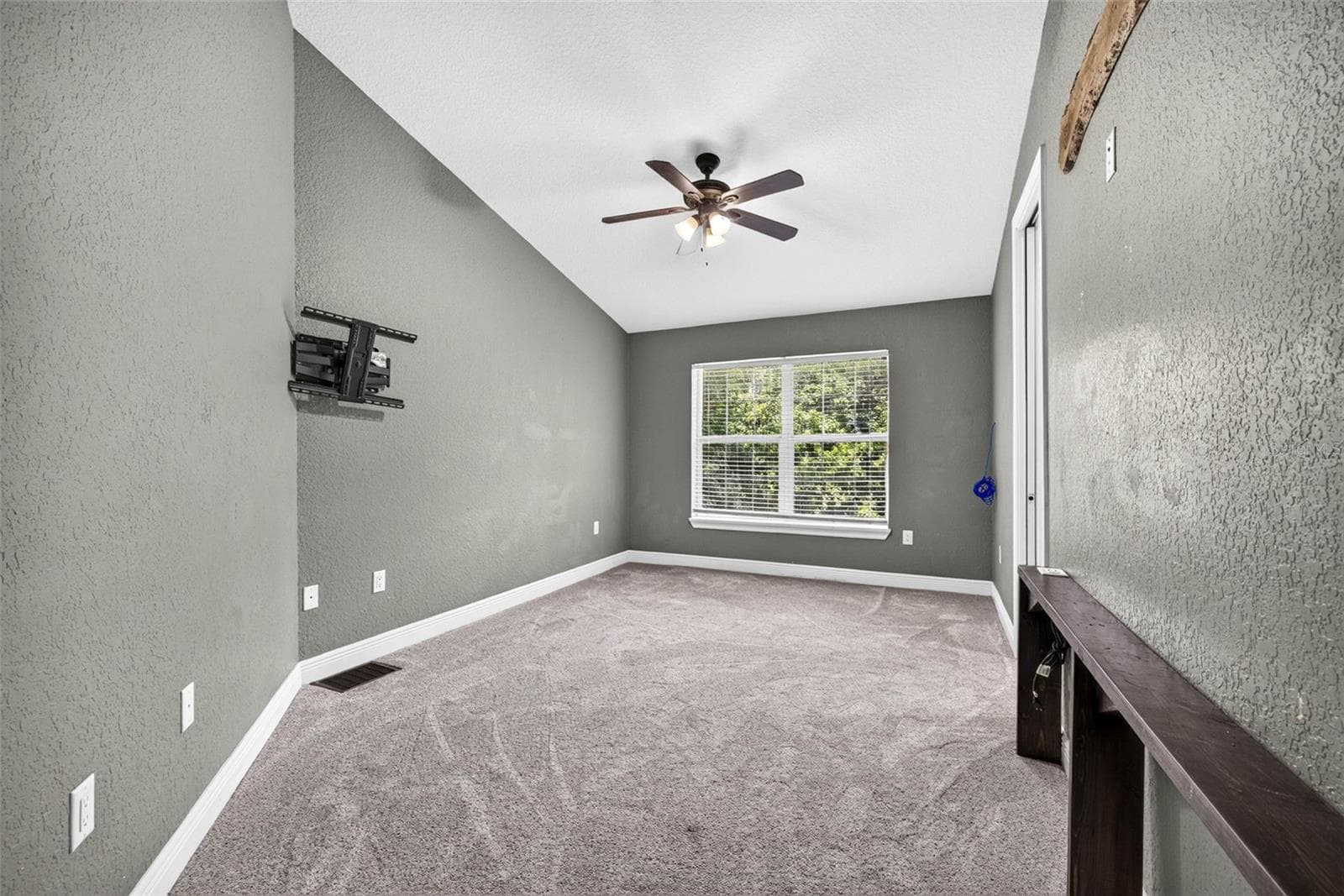 4243 NANCY CREEK BOULEVARD — photo 41 of 94