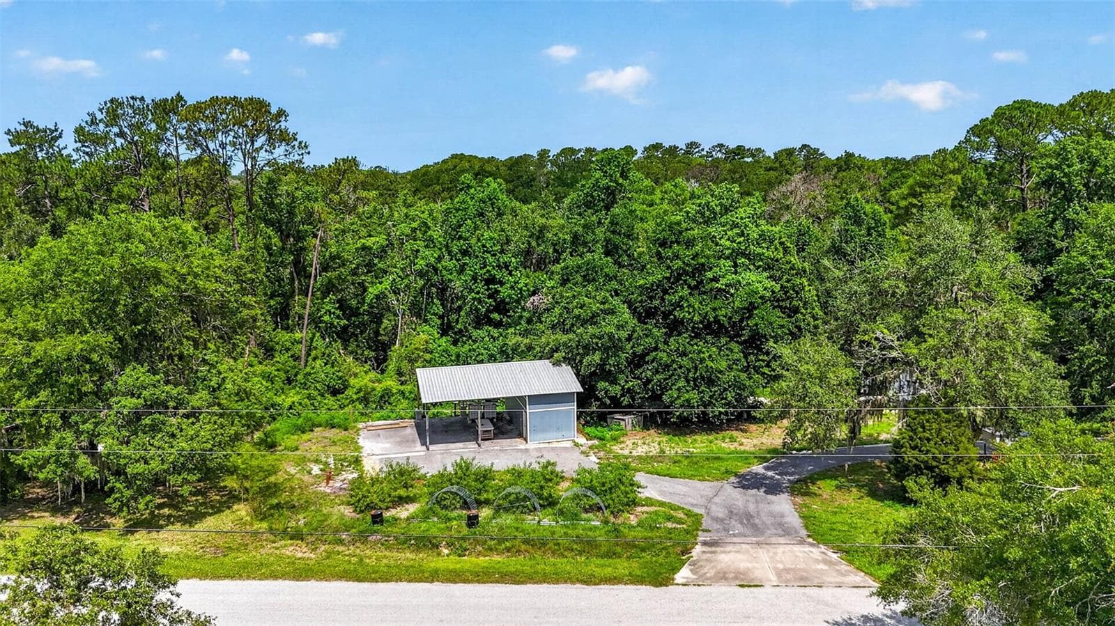 4243 NANCY CREEK BOULEVARD — photo 87 of 94