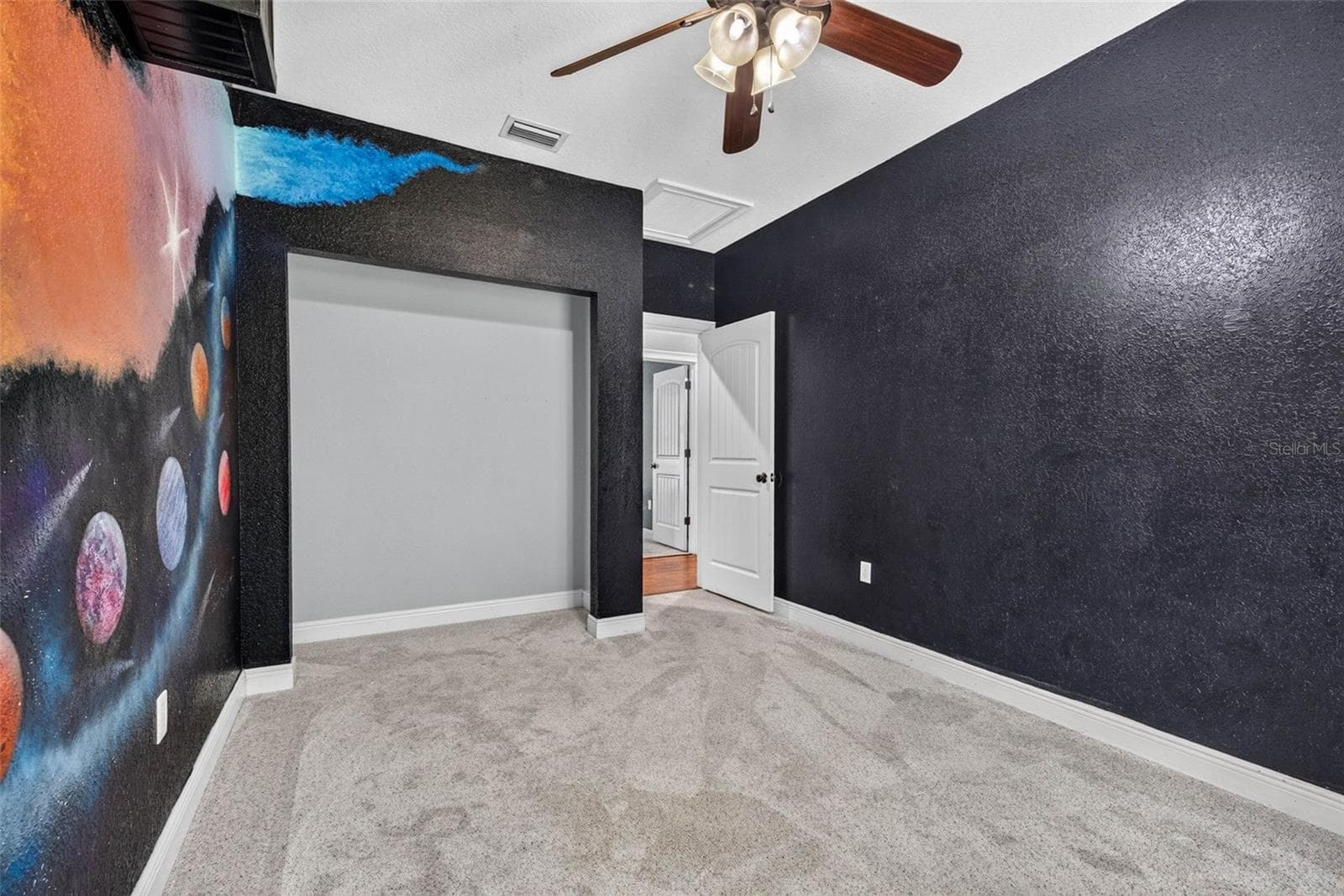 4243 NANCY CREEK BOULEVARD — photo 31 of 94