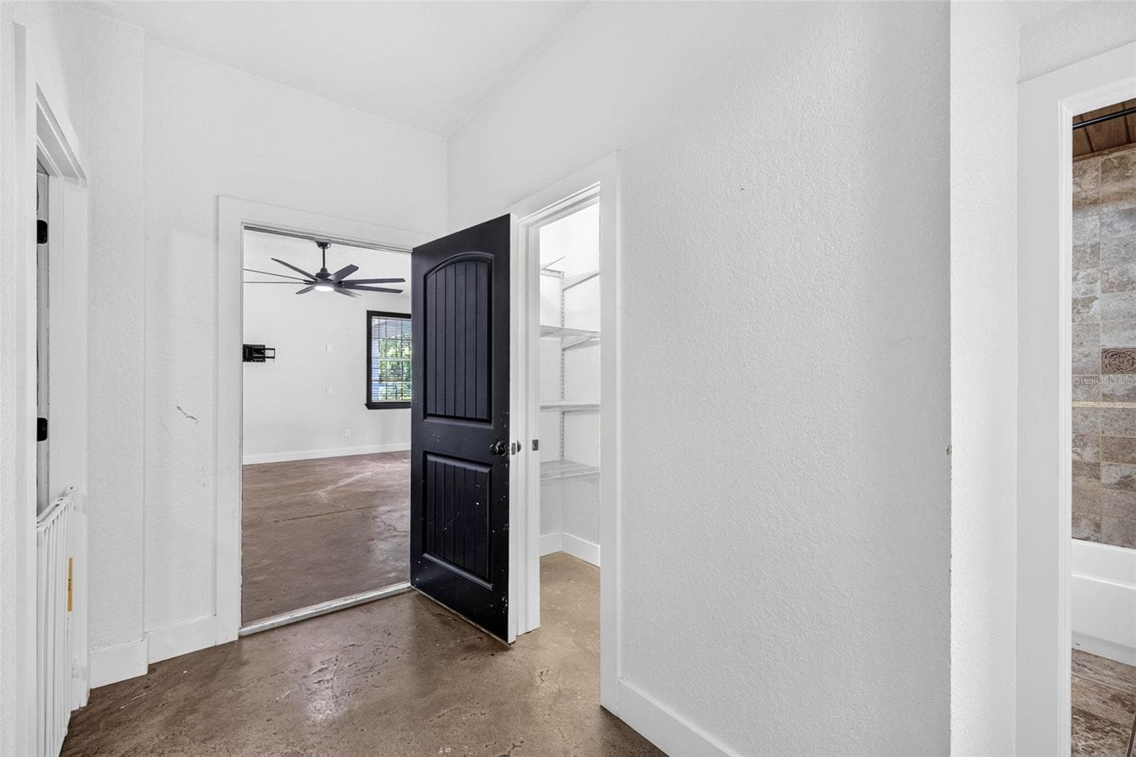 4243 NANCY CREEK BOULEVARD — photo 35 of 94