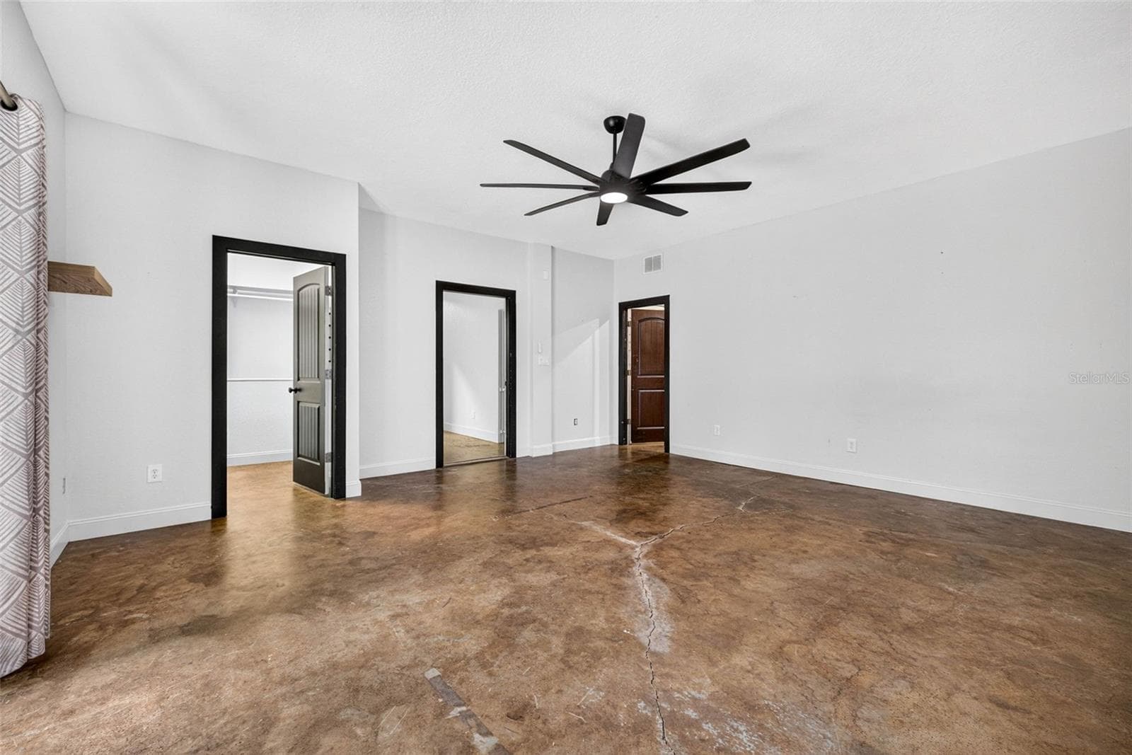 4243 NANCY CREEK BOULEVARD — photo 46 of 94