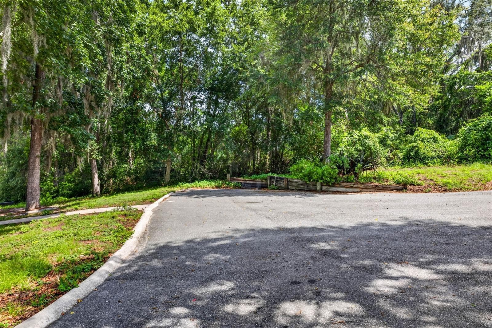 4243 NANCY CREEK BOULEVARD — photo 56 of 94