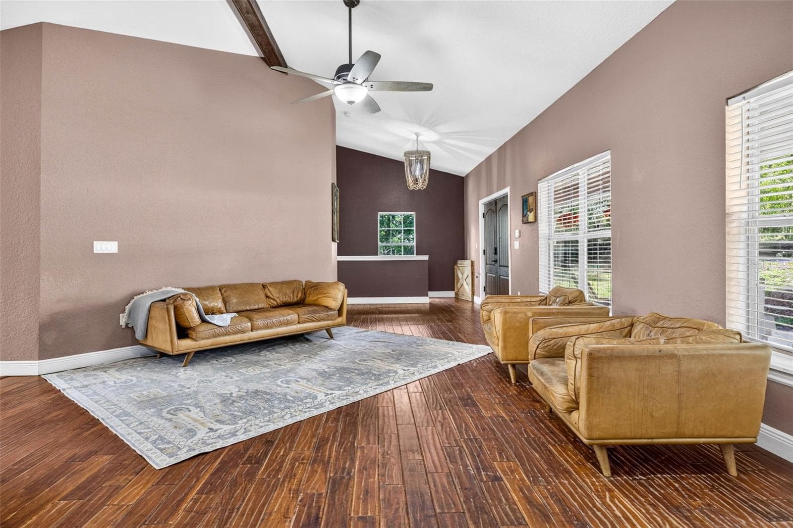 4243 NANCY CREEK BOULEVARD — photo 13 of 94