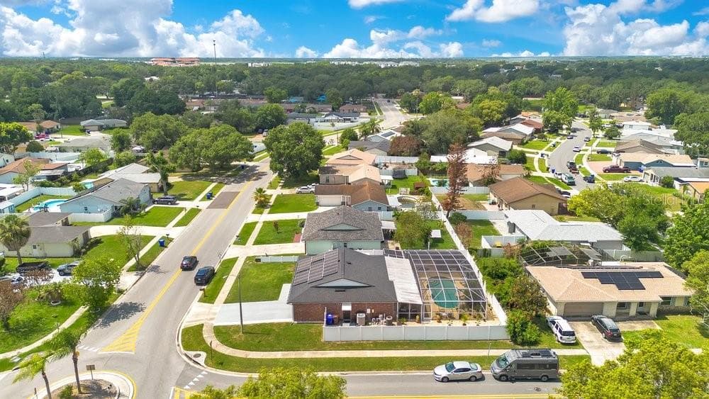 2462 MILL RUN BOULEVARD — photo 37 of 46