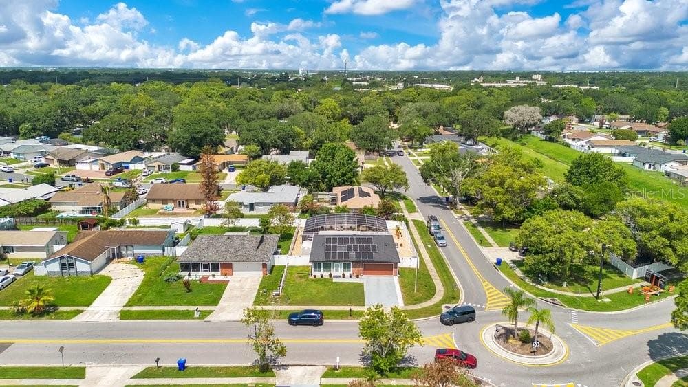 2462 MILL RUN BOULEVARD — photo 36 of 46