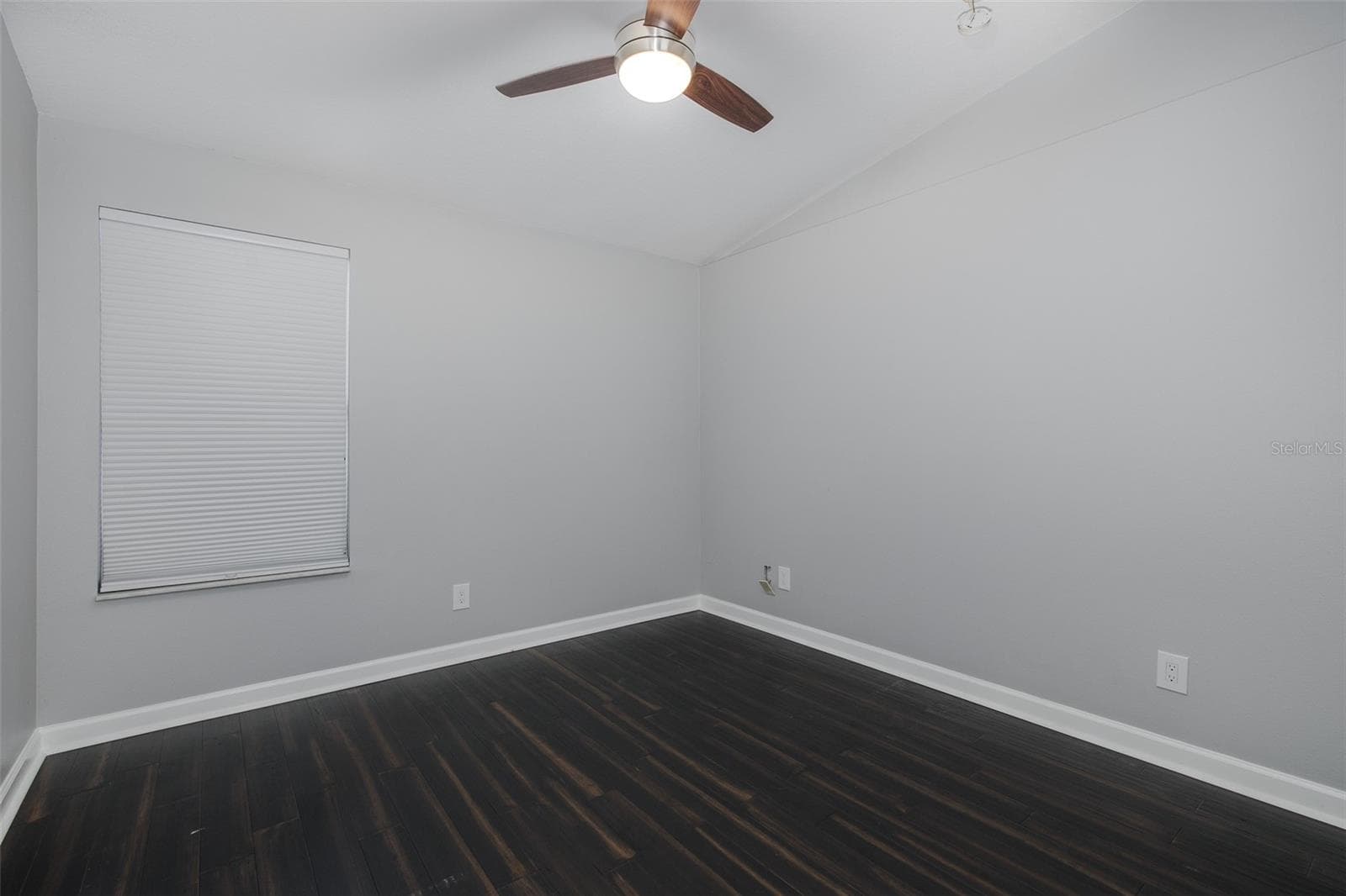 2989 ESTANCIA PLACE — photo 34 of 45