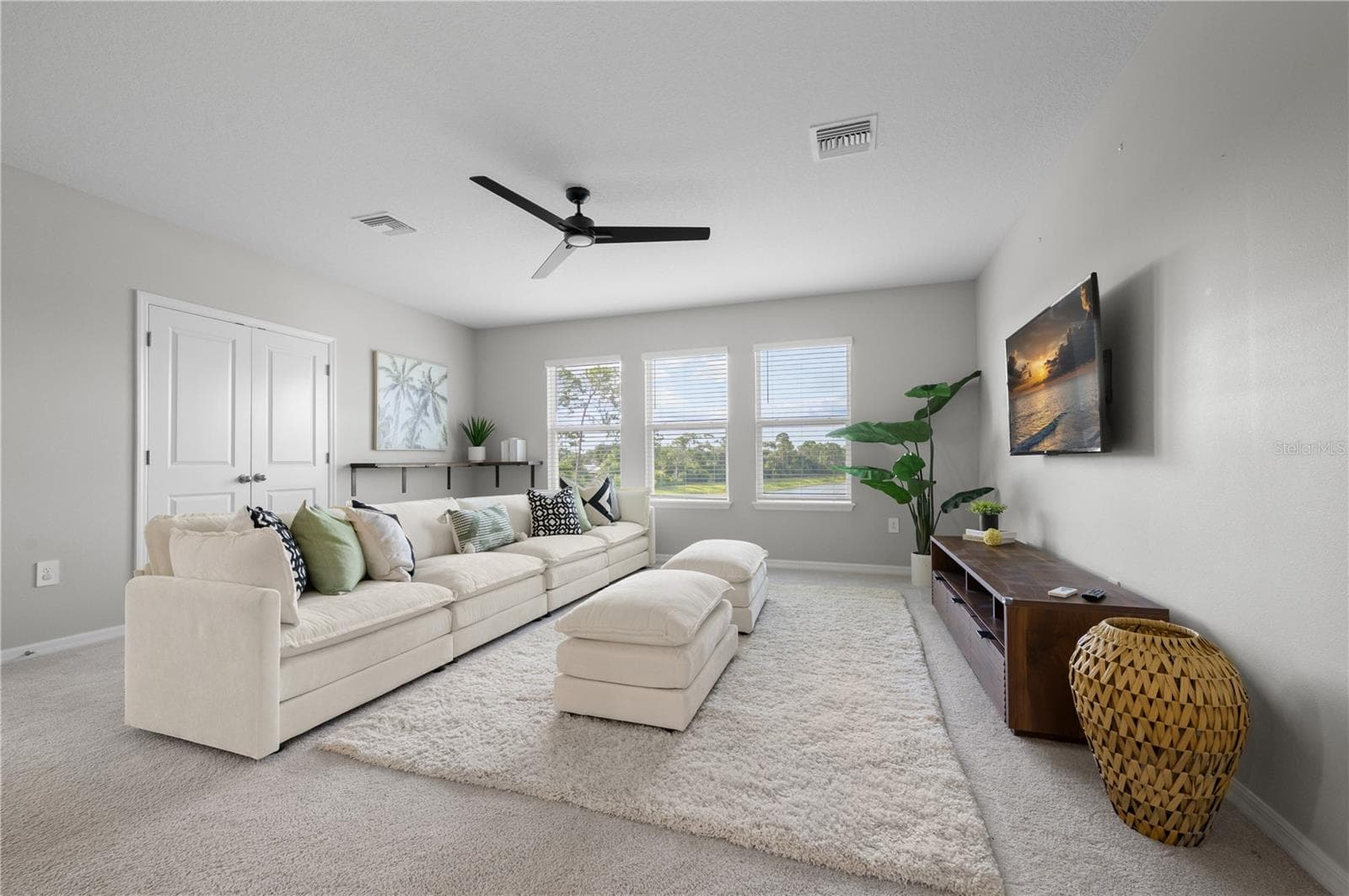 2032 MIDNIGHT PEARL DRIVE — photo 20 of 44