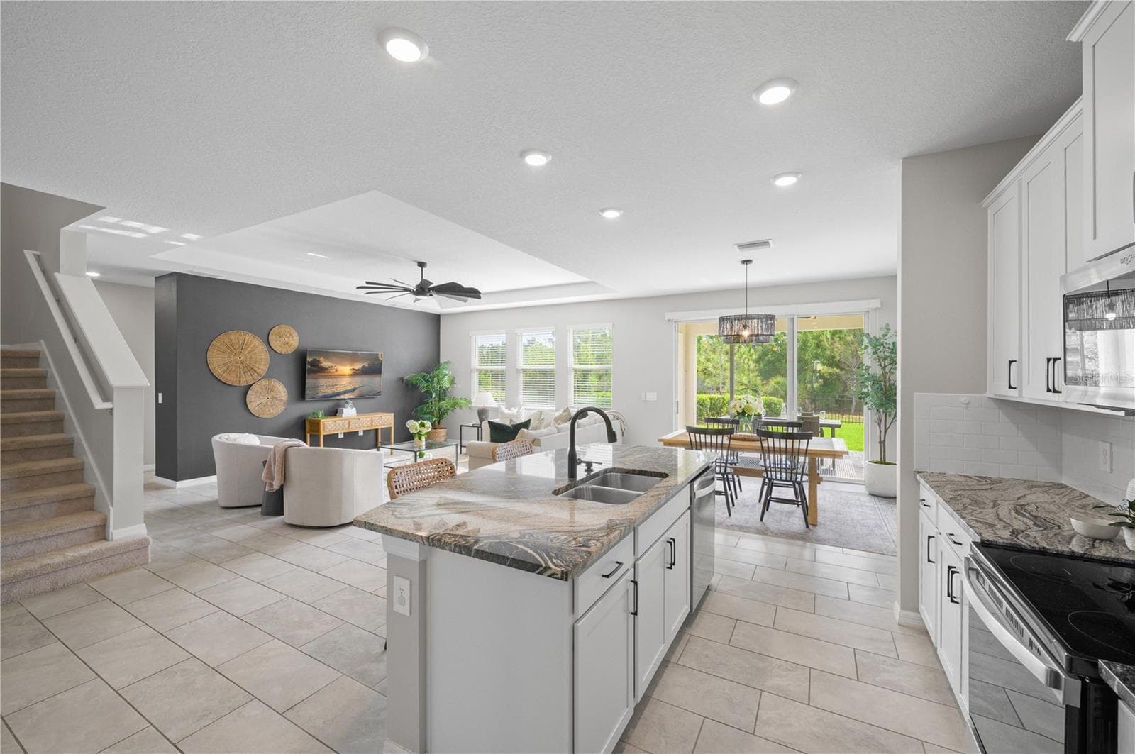 2032 MIDNIGHT PEARL DRIVE — photo 8 of 44