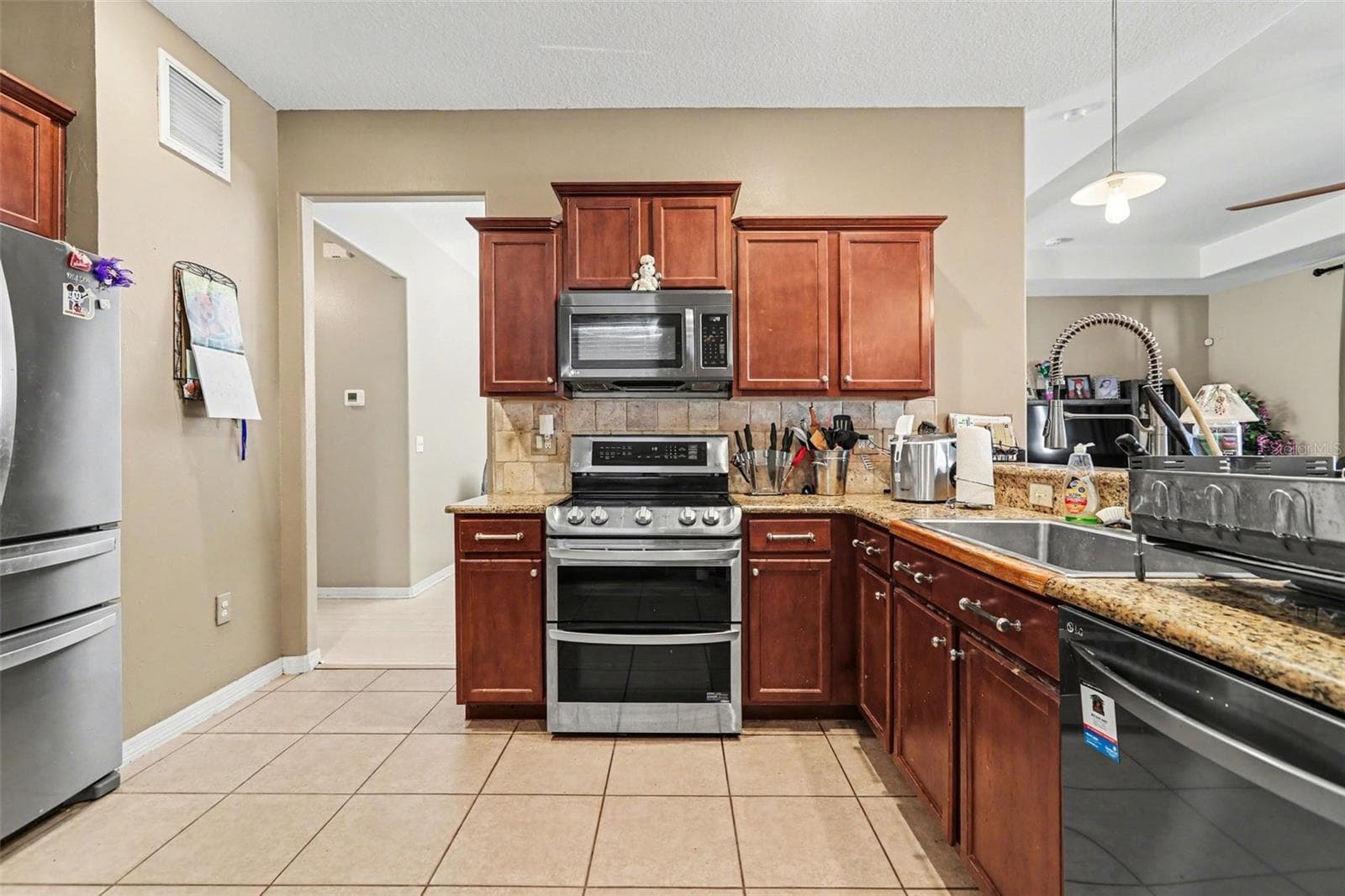 2130 ROANOKE SPRINGS DRIVE — photo 12 of 24