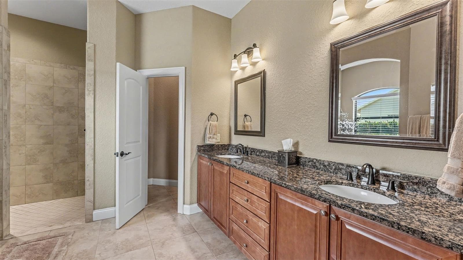 6370 HIGHLANDS IN THE WOODS AVENUE — photo 30 of 71