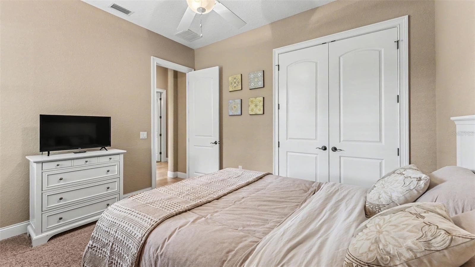 6370 HIGHLANDS IN THE WOODS AVENUE — photo 41 of 71