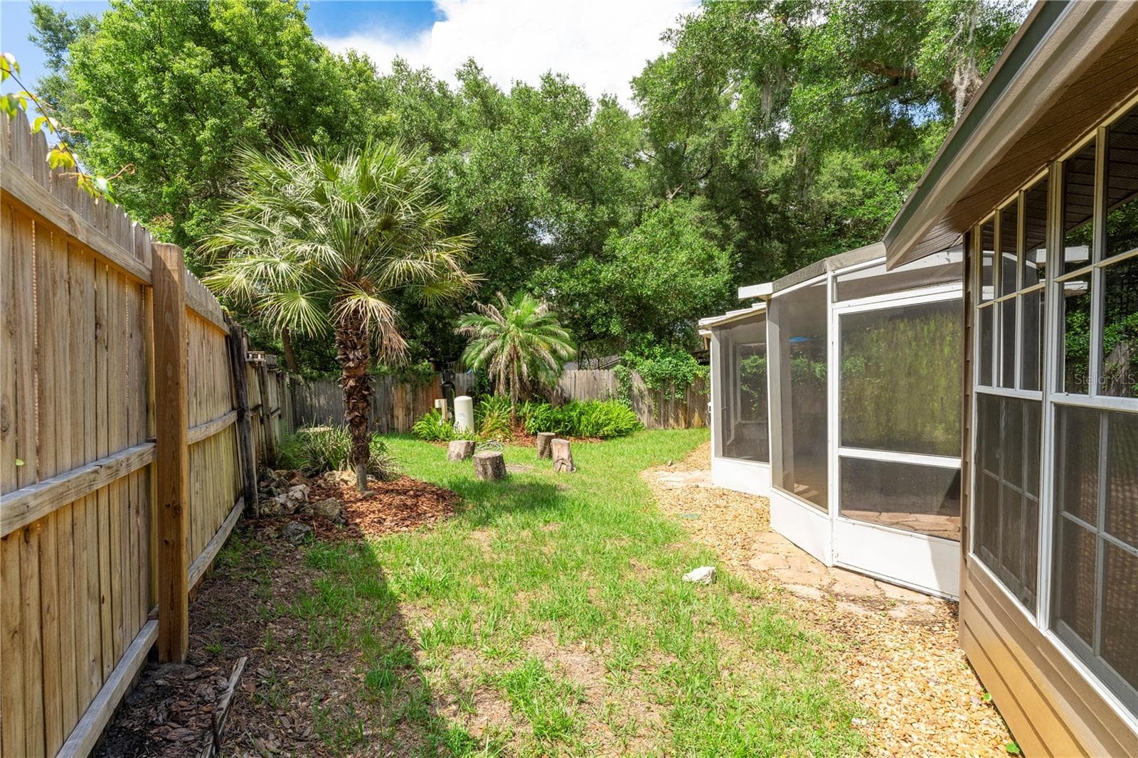 26141 BILTMORE STREET — photo 32 of 32