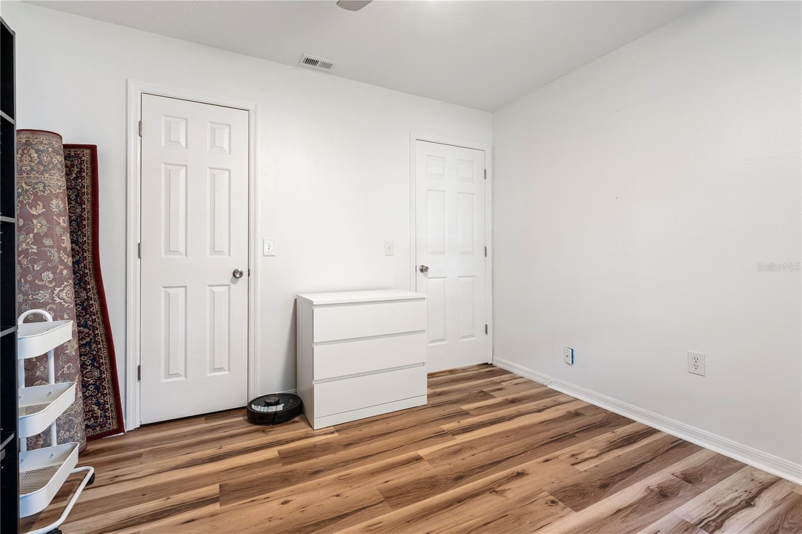 26141 BILTMORE STREET — photo 25 of 32