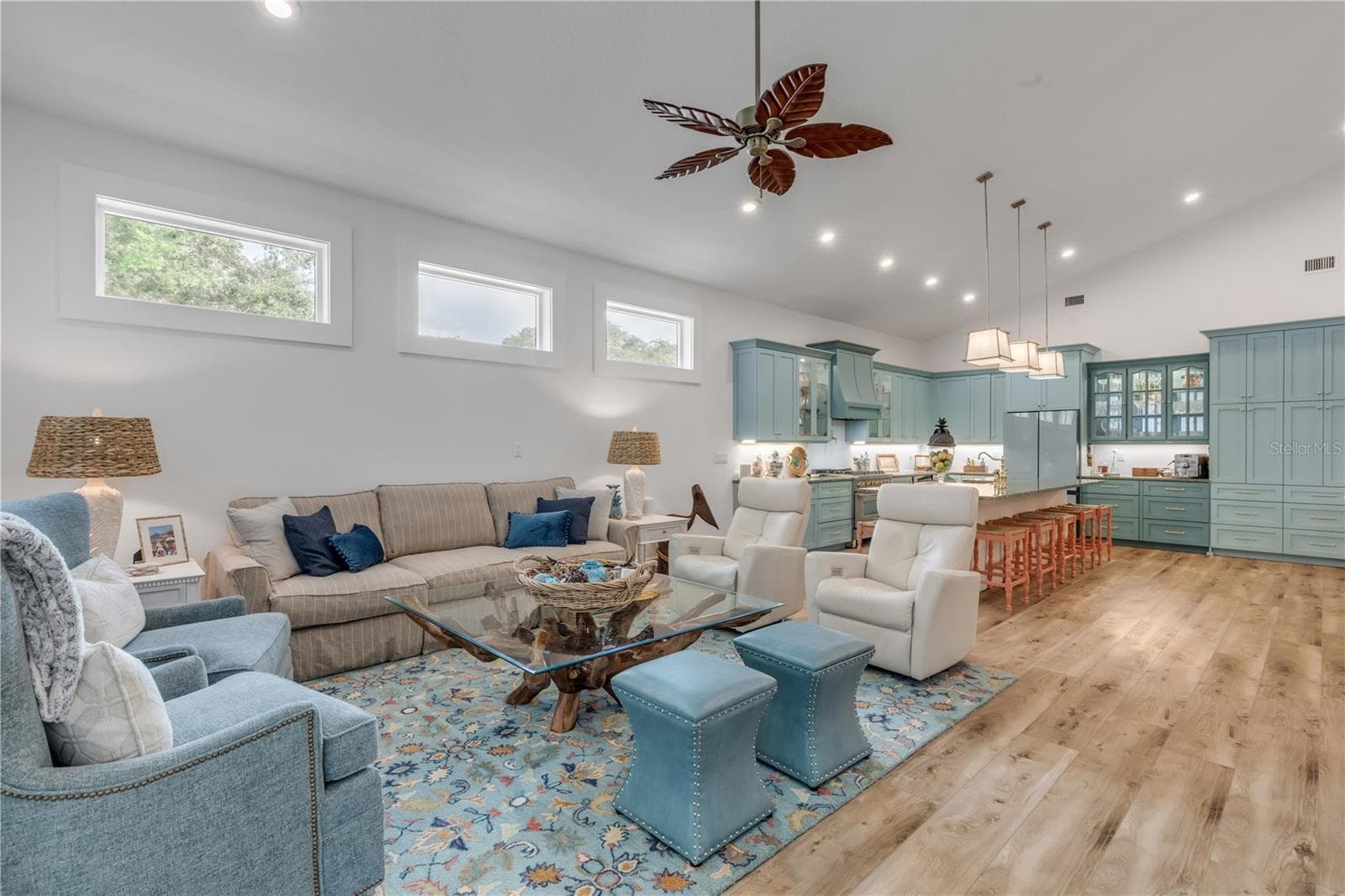 807 10TH AVENUE — photo 16 of 41
