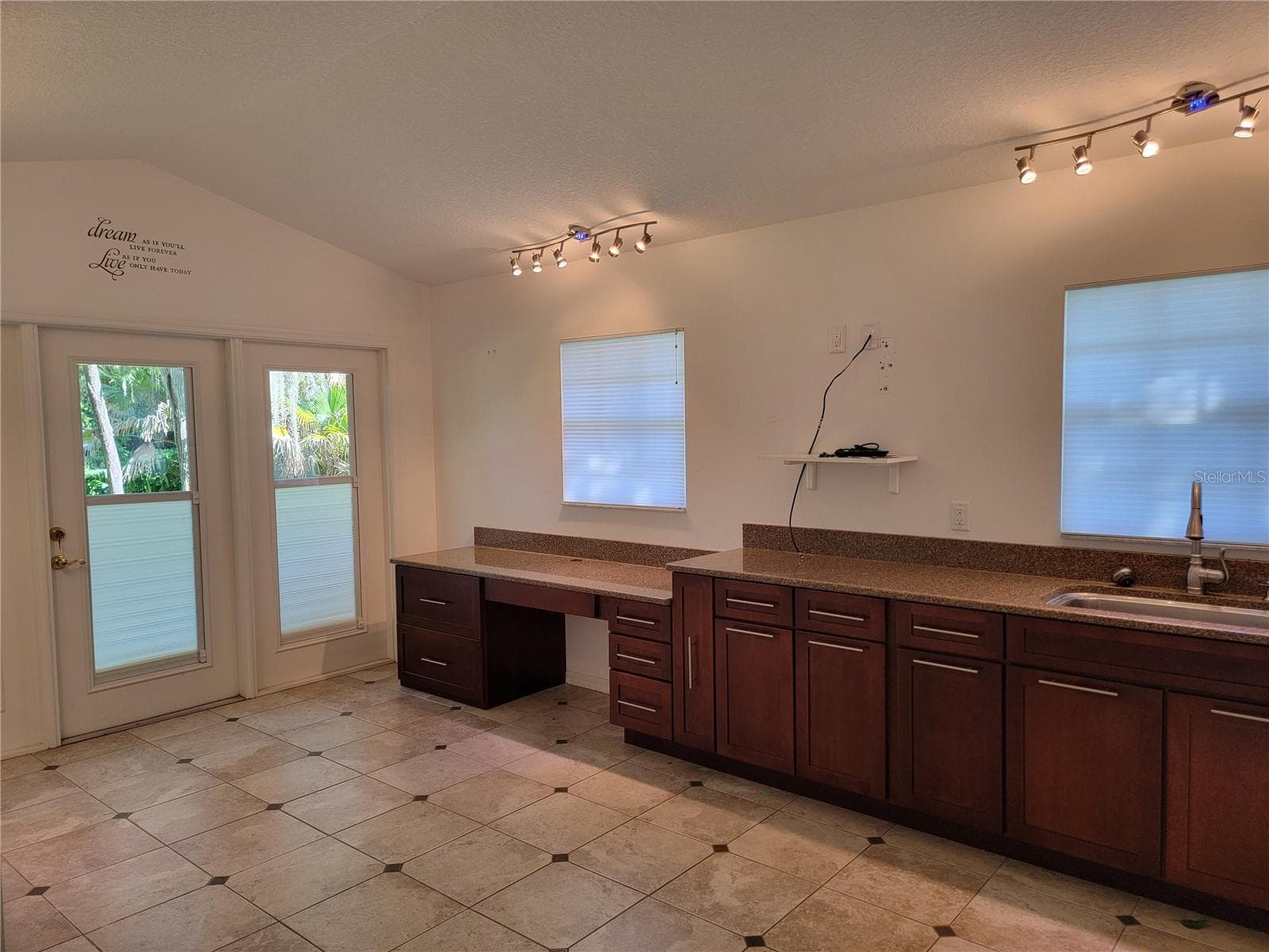 1474 LONGOAK DRIVE — photo 20 of 37