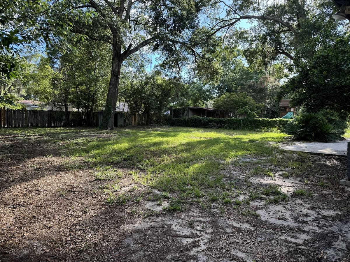 475 NIGHTINGALE STREET — photo 4 of 26
