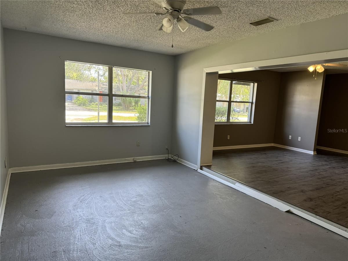 475 NIGHTINGALE STREET — photo 14 of 26