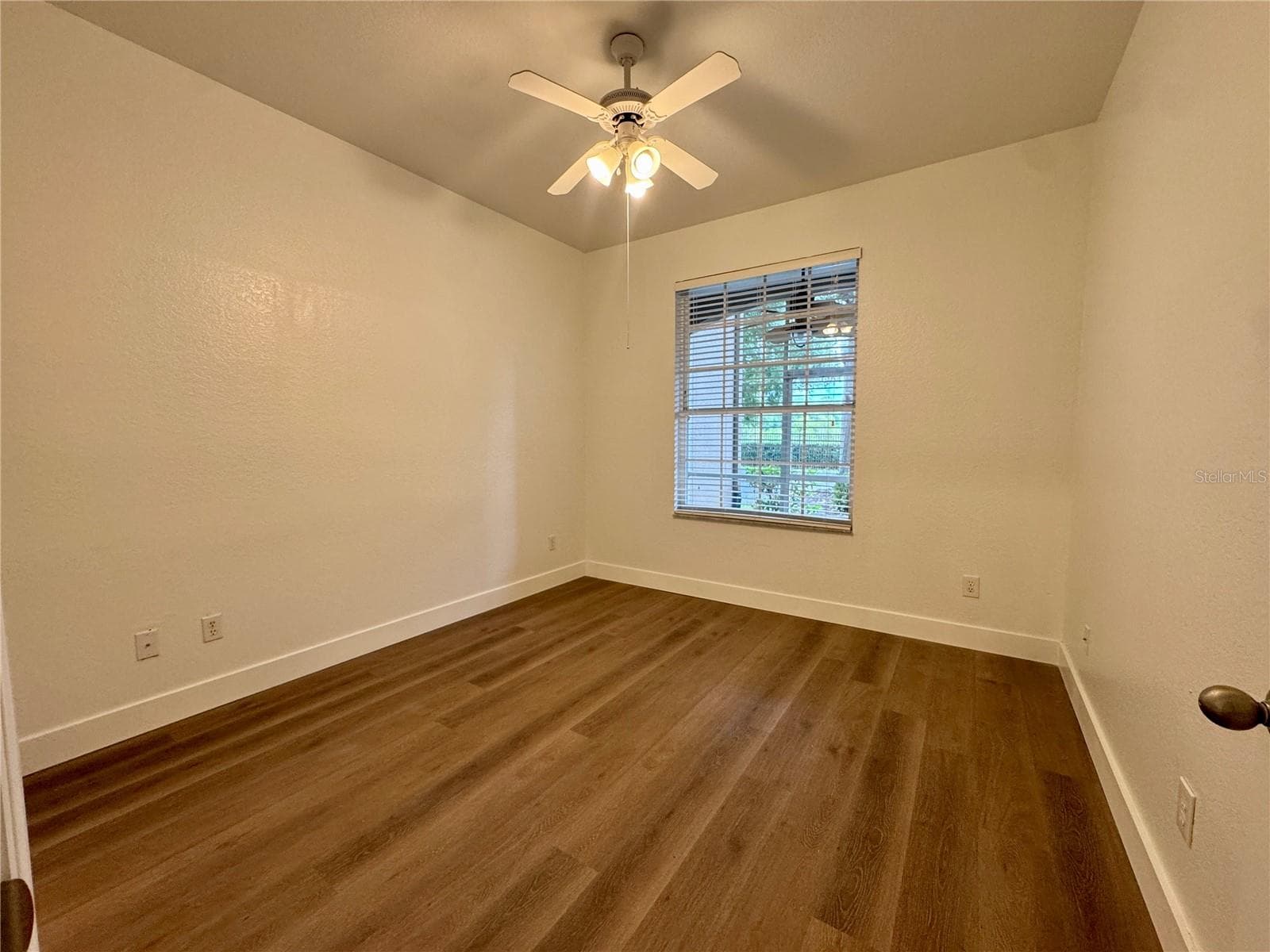 7109 YACHT BASIN AVENUE — photo 22 of 29