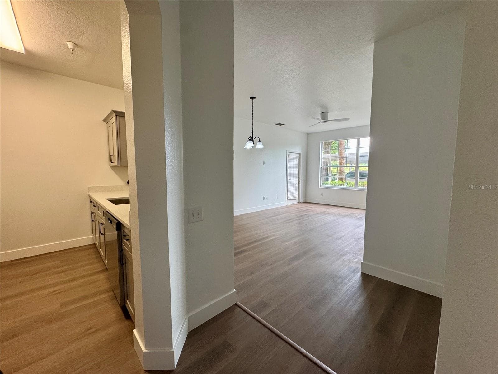 7109 YACHT BASIN AVENUE — photo 6 of 29