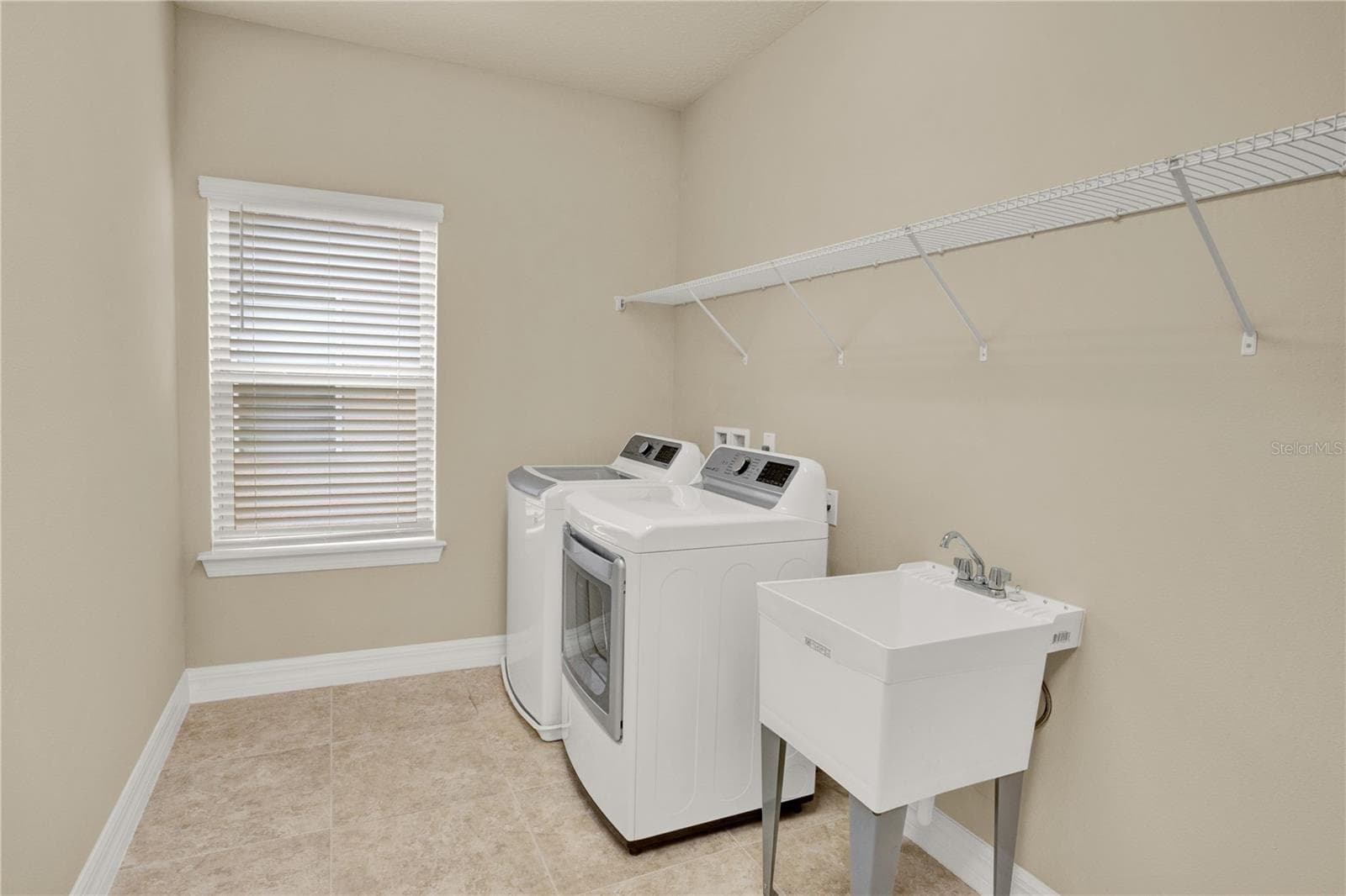 11322 LEMON LAKE BOULEVARD — photo 41 of 48