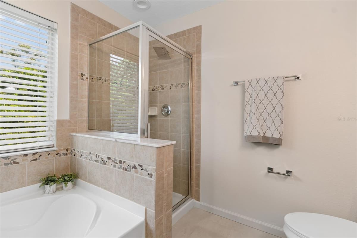 4559 LIMERICK DRIVE — photo 35 of 72