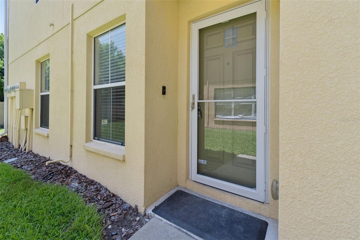 4559 LIMERICK DRIVE — photo 5 of 72