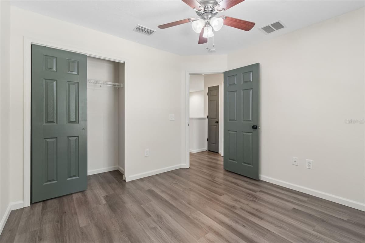 4559 LIMERICK DRIVE — photo 43 of 72