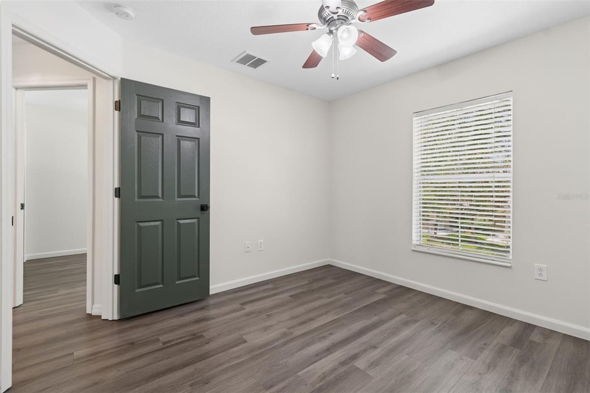 4559 LIMERICK DRIVE — photo 44 of 72