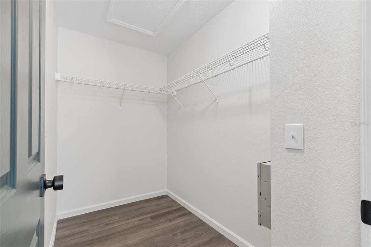 4559 LIMERICK DRIVE — photo 38 of 72