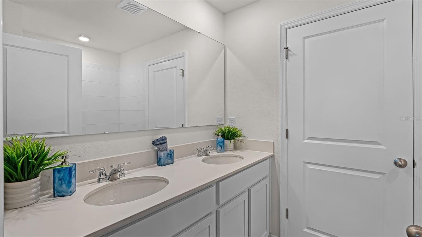 603 PRESTON COVE DRIVE — photo 9 of 33