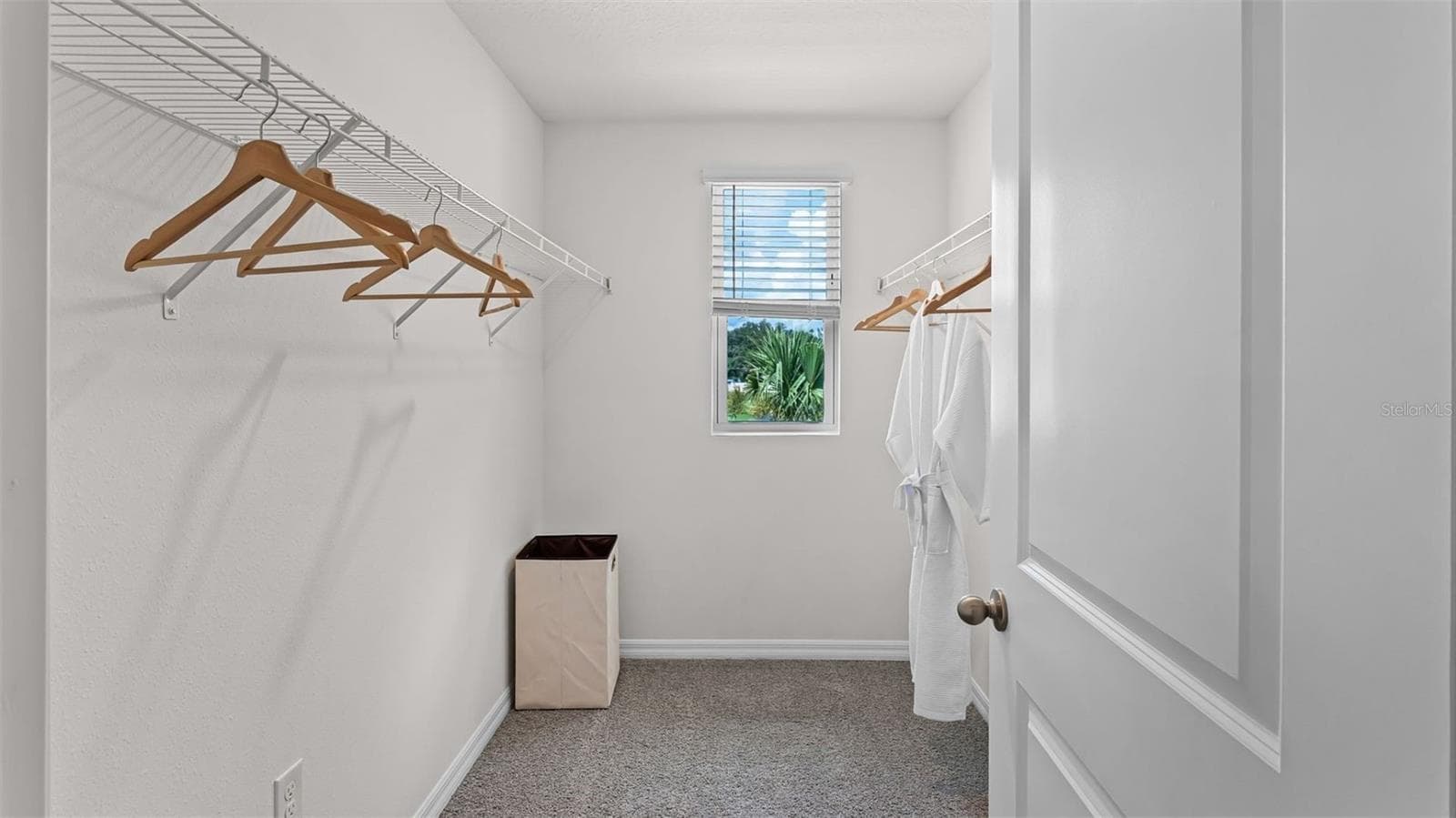 603 PRESTON COVE DRIVE — photo 10 of 33