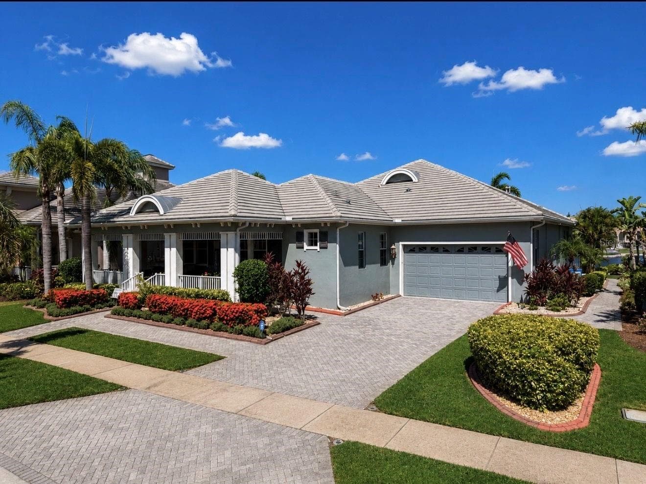 5416 MERRITT ISLAND DRIVE — photo 8 of 86