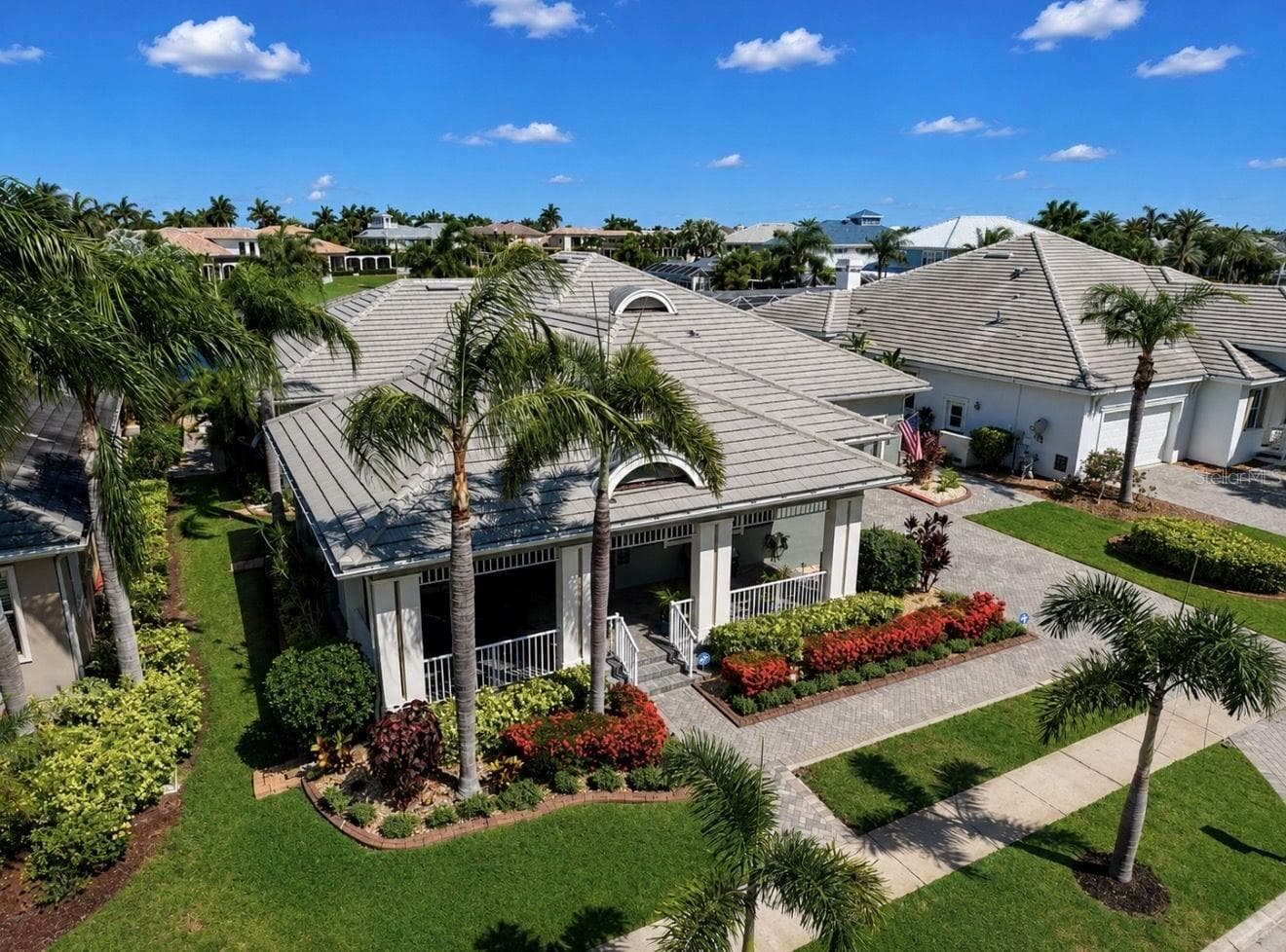 5416 MERRITT ISLAND DRIVE — photo 9 of 86