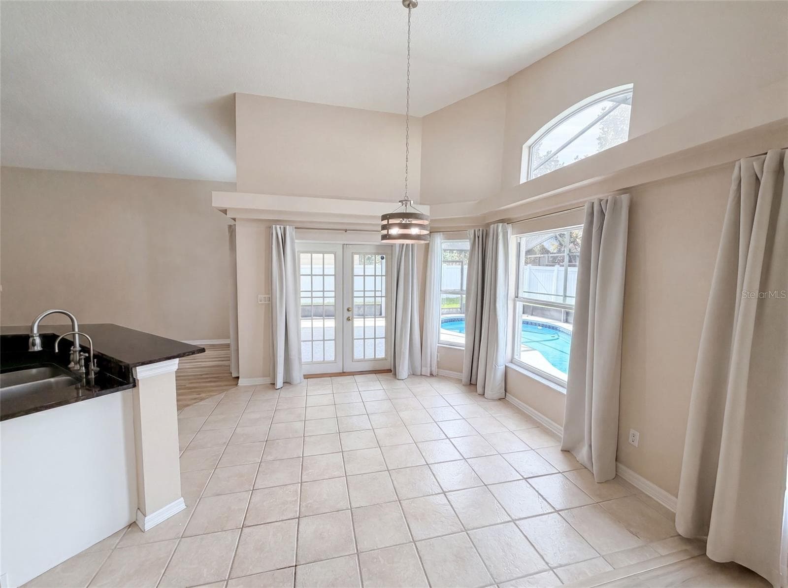 1619 RIVER BIRCH AVENUE — photo 11 of 30