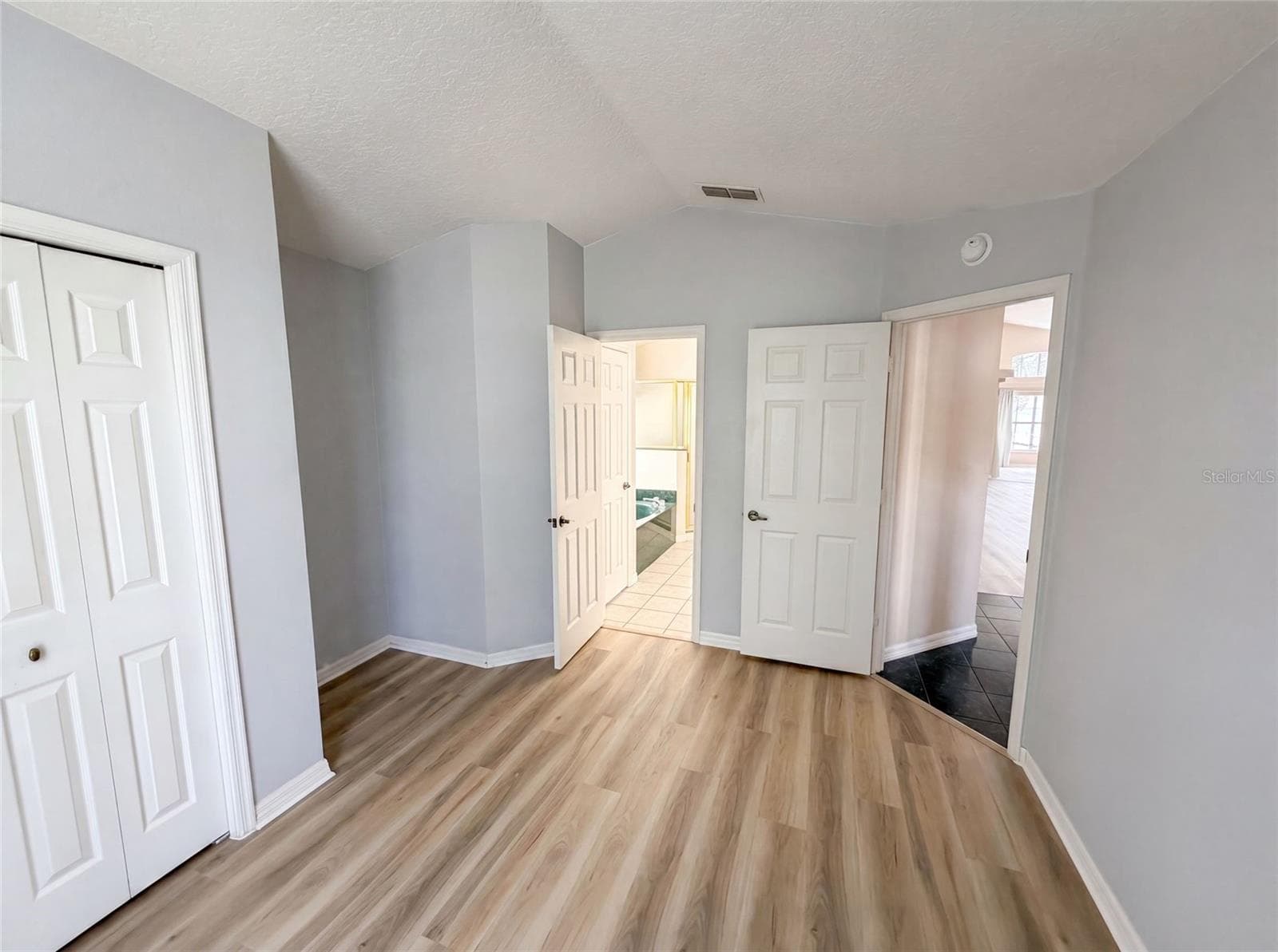 1619 RIVER BIRCH AVENUE — photo 20 of 30