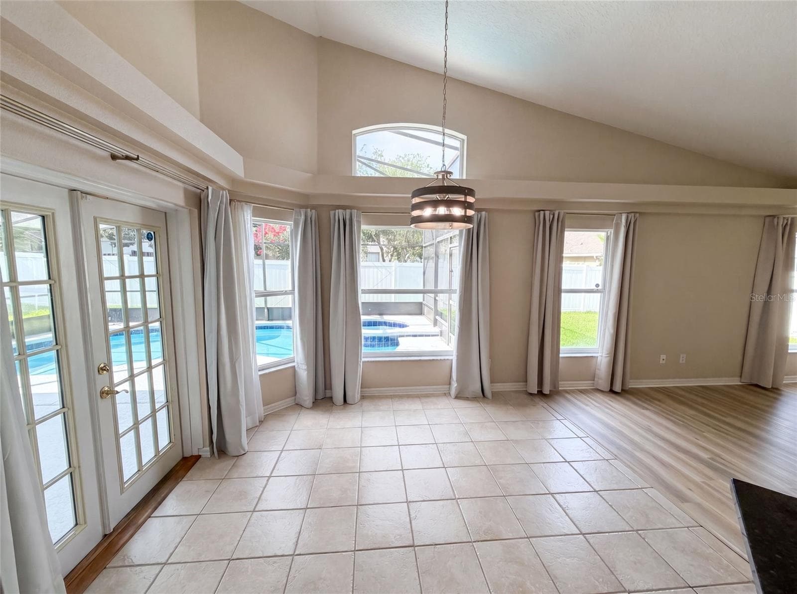 1619 RIVER BIRCH AVENUE — photo 12 of 30
