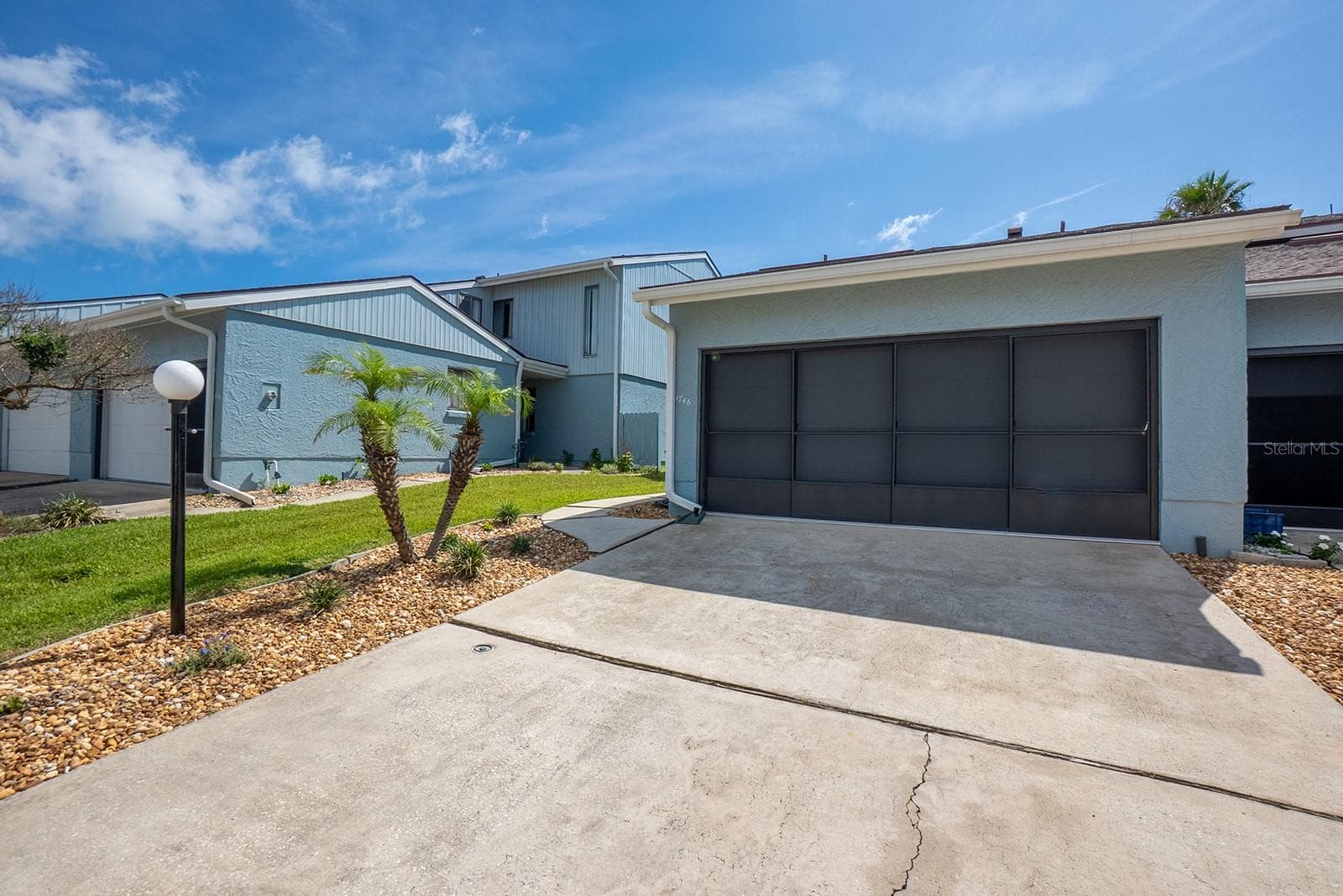 1746 WINDSONG CIRCLE — photo 2 of 46