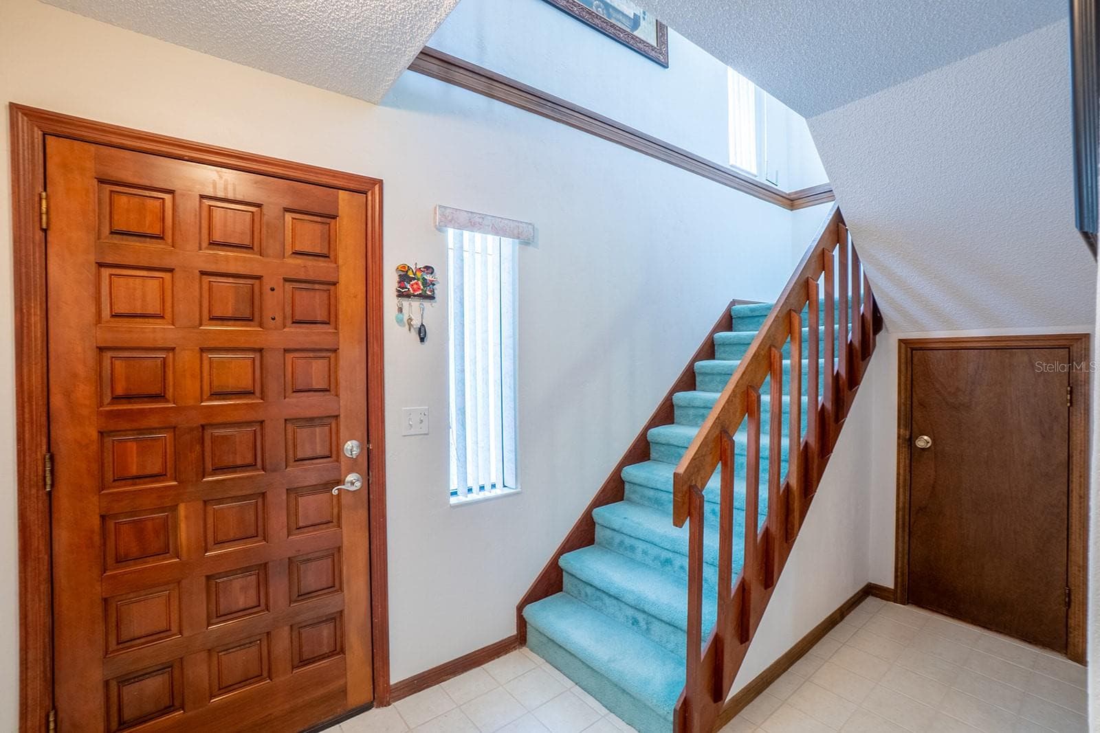 1746 WINDSONG CIRCLE — photo 6 of 46