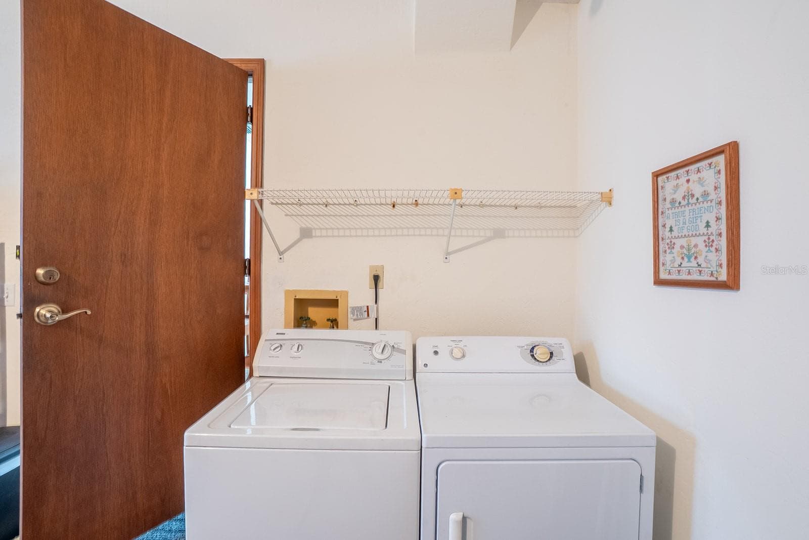 1746 WINDSONG CIRCLE — photo 33 of 46