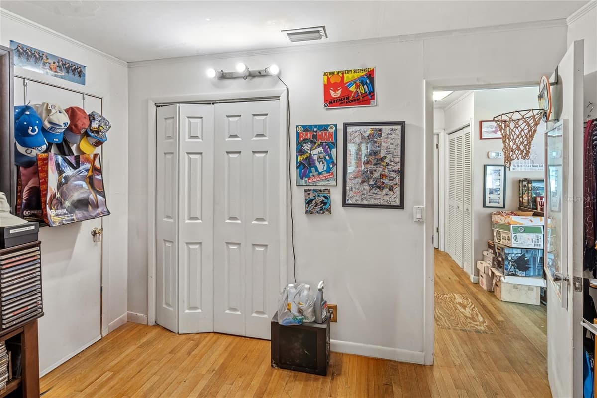 26015 SACKAMAXON DRIVE — photo 11 of 28