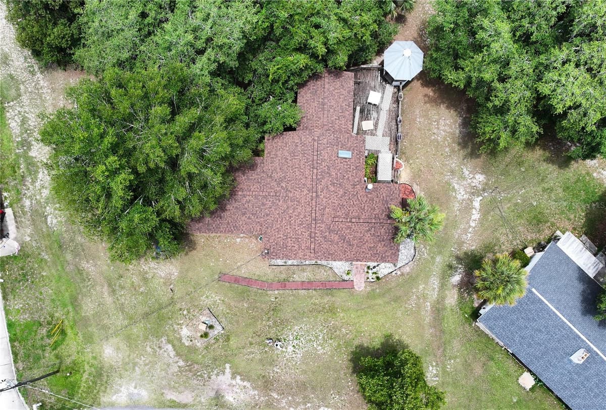 26015 SACKAMAXON DRIVE — photo 25 of 28