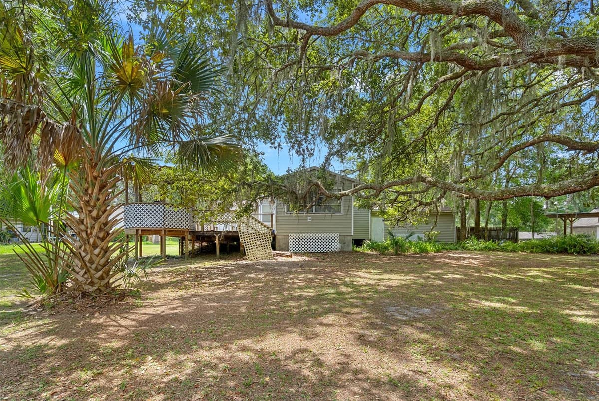 26015 SACKAMAXON DRIVE — photo 3 of 28