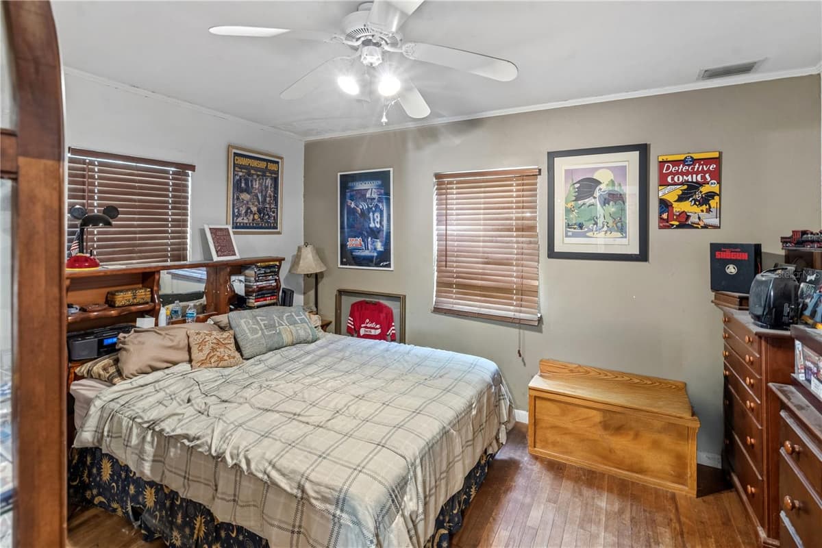 26015 SACKAMAXON DRIVE — photo 13 of 28