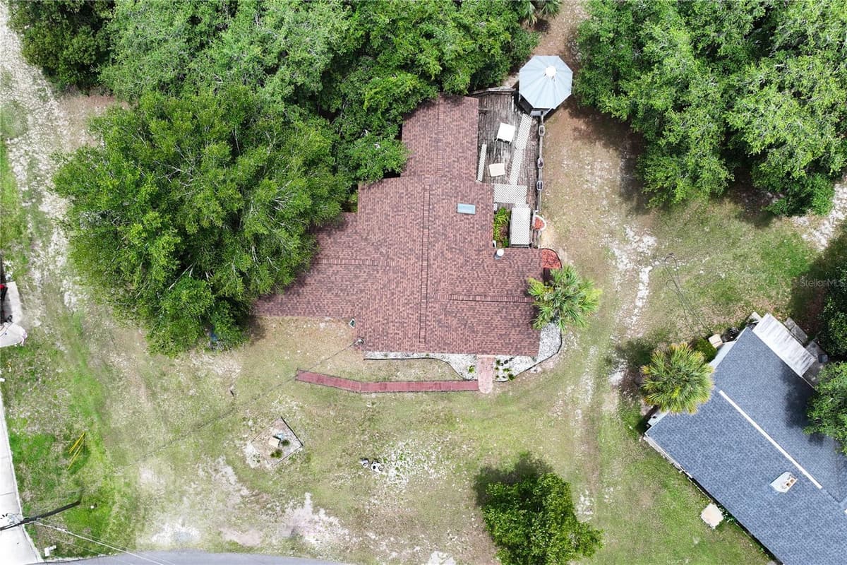 26015 SACKAMAXON DRIVE — photo 21 of 28