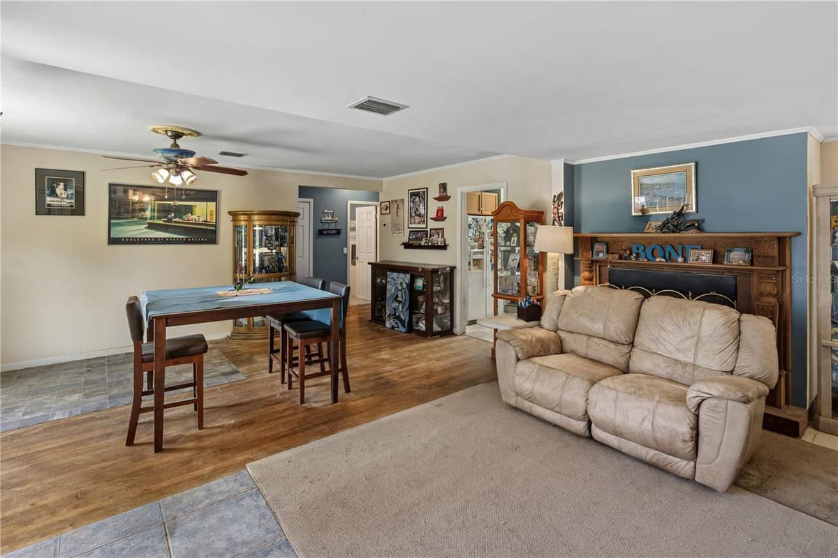 26015 SACKAMAXON DRIVE — photo 4 of 28