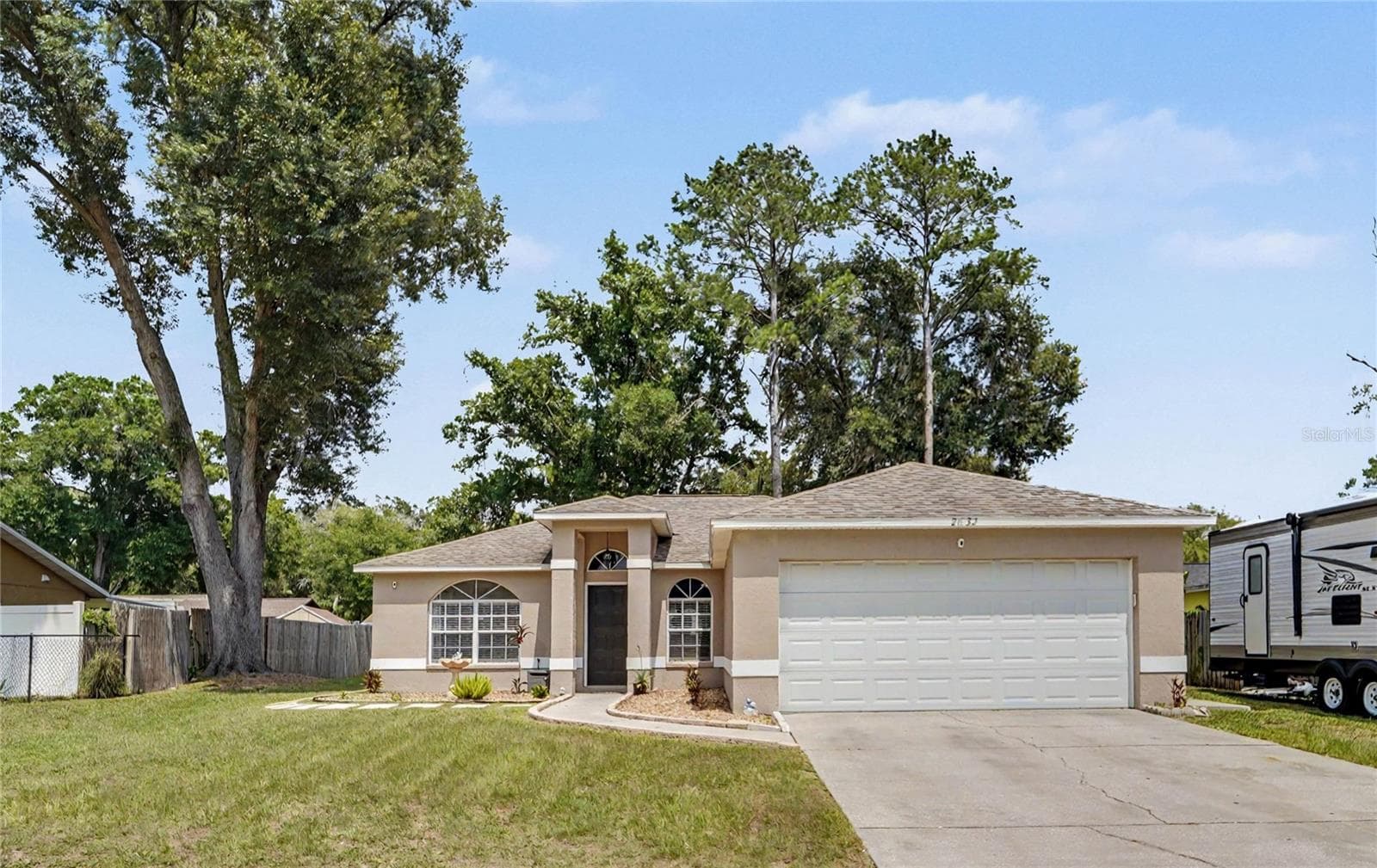 2632 GLENVIEW DR — photo 1 of 29