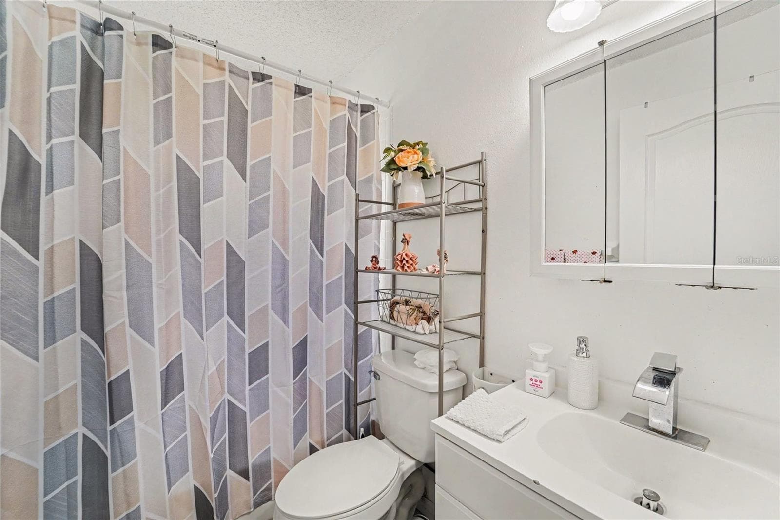2632 GLENVIEW DR — photo 21 of 29